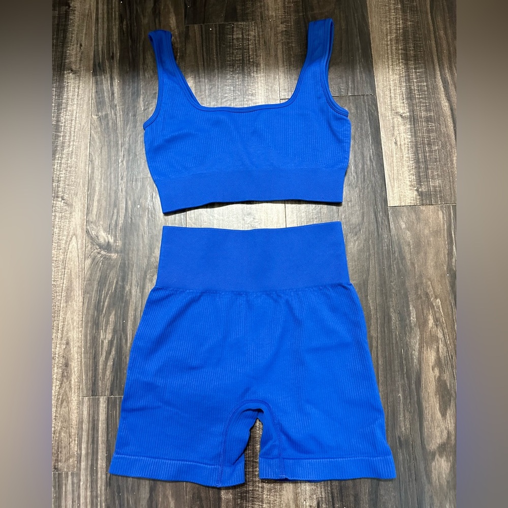Seamless Ribbed Workout Set💙 - Picture 2 of 4